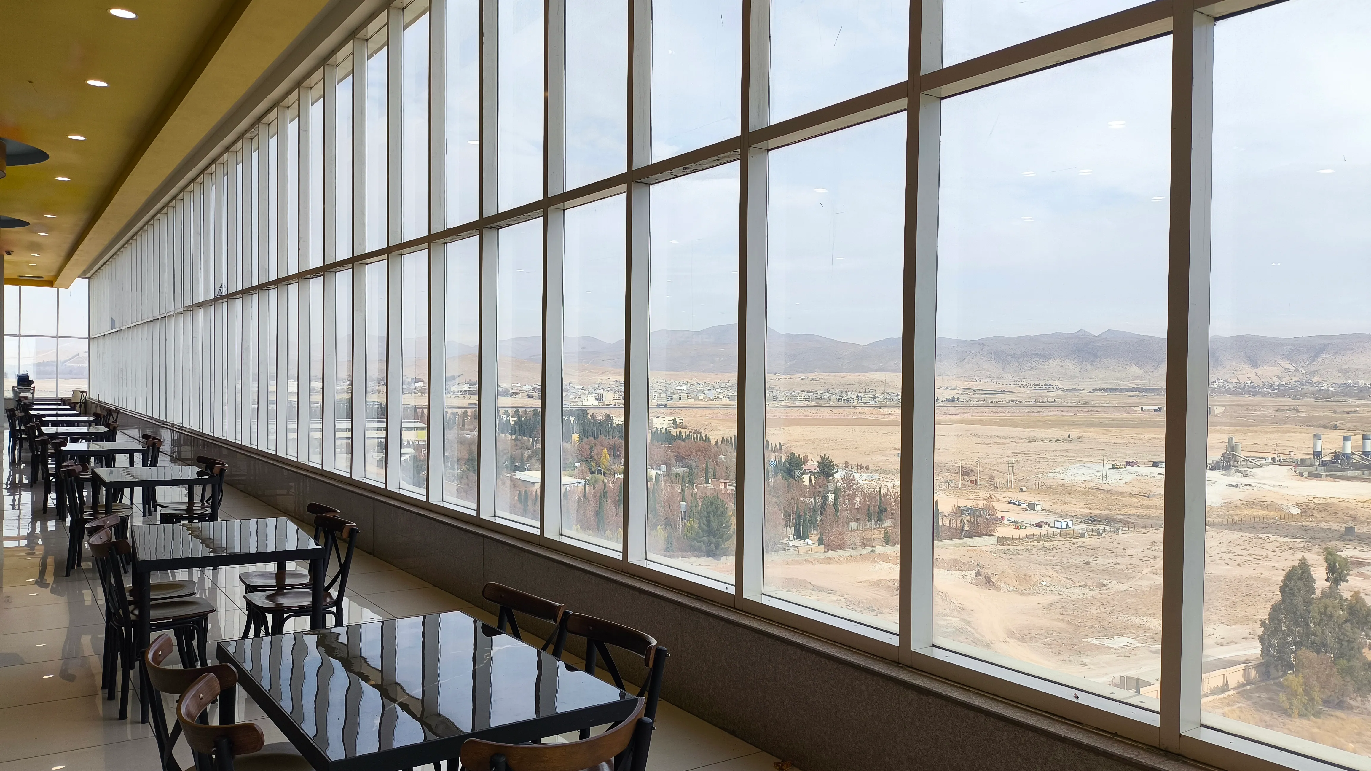 فودکورت مجتمع خلیج فارس